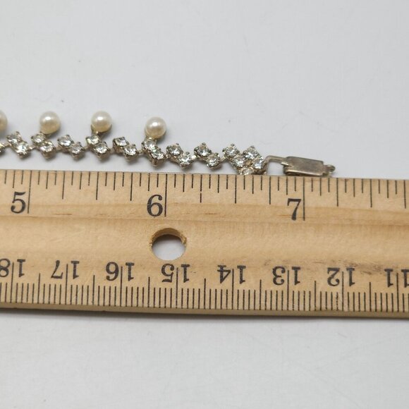 Clear Rhinestone Faux Pearl Vintage Bling Bracelet 7 inches - Picture 5 of 5